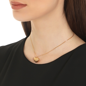 Fashionable.Me Gold Plated Chain Necklace With Carved Heart Motif-