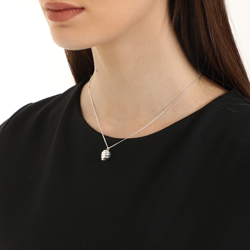 Fashionable.Me Silver Chain Necklace with Beehive Motif-
