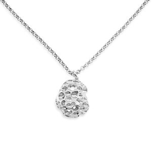Oh Honey short silver necklace with honeycomb motif-