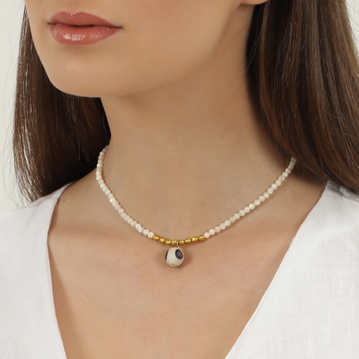 Memory Beat short white-gold pearl necklace with bead-