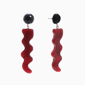 Impress Me pierced earrings with round black & wavy red resin motifs-