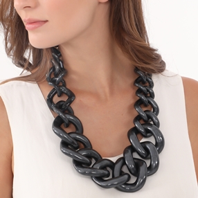 Impress Me II chunky chain necklace in black-