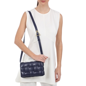 Square It blue braided shoulder bag-