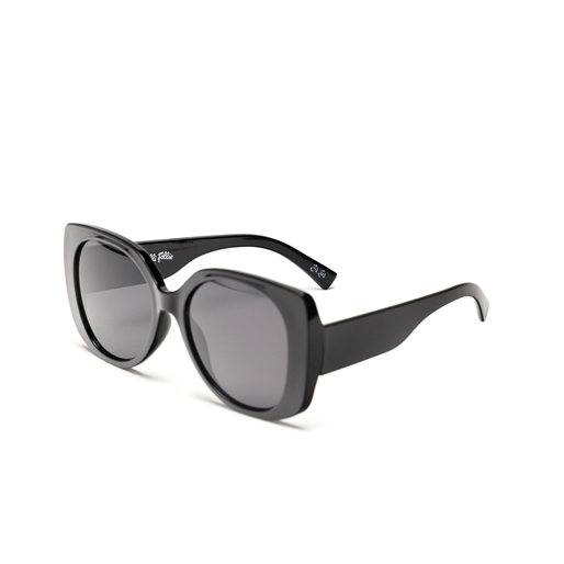 Sunglasses large rounded cat-eye in black color-