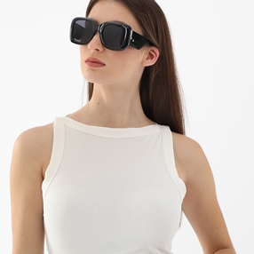 Sunglasses medium square mask in black color-