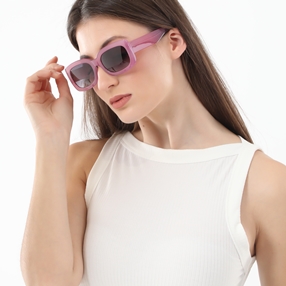Γυαλιά ηλίου μεσαία ορθογώνια μάσκα σε μωβ χρώμα-